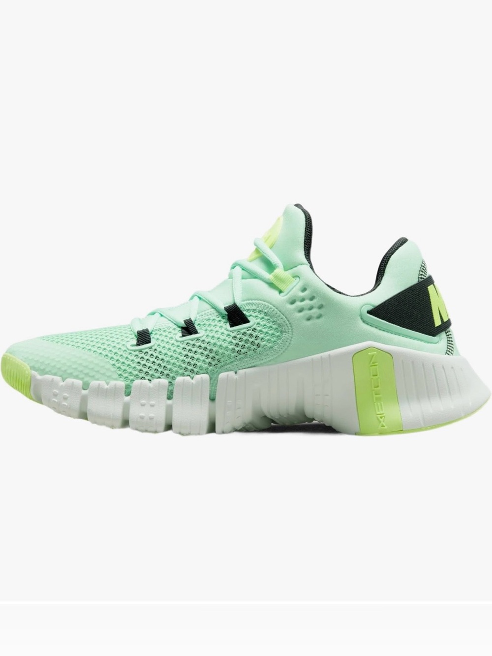 Nike Women’s Free Metcon 4 in Mint Foam